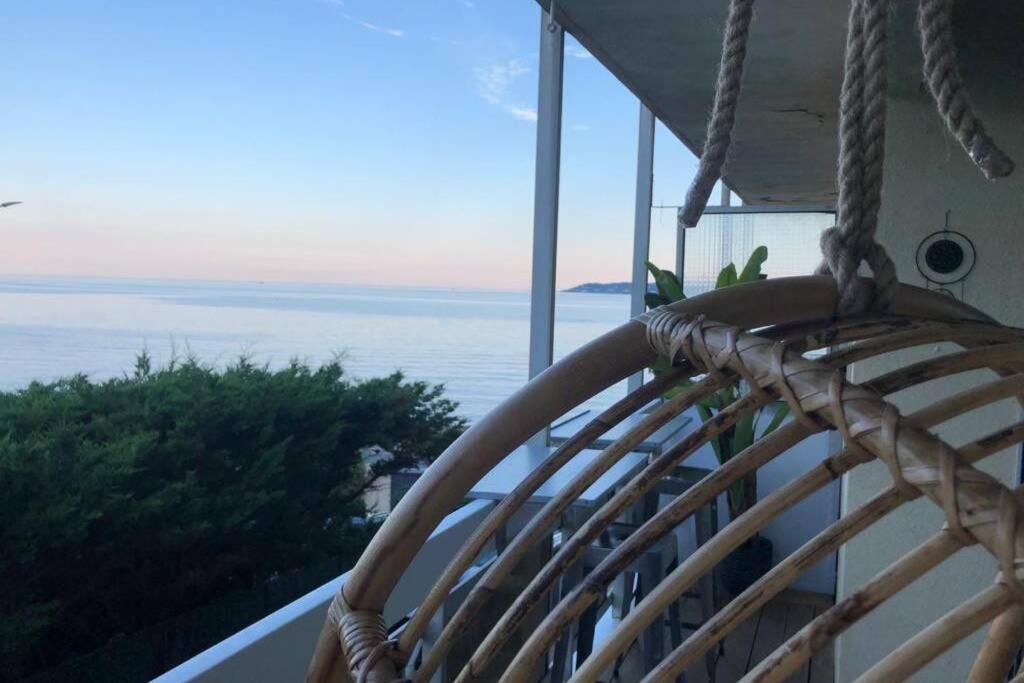 Charmant Studio Avec Terrasse Vue Mer A 50 M Sainte-Maxime Exteriér fotografie