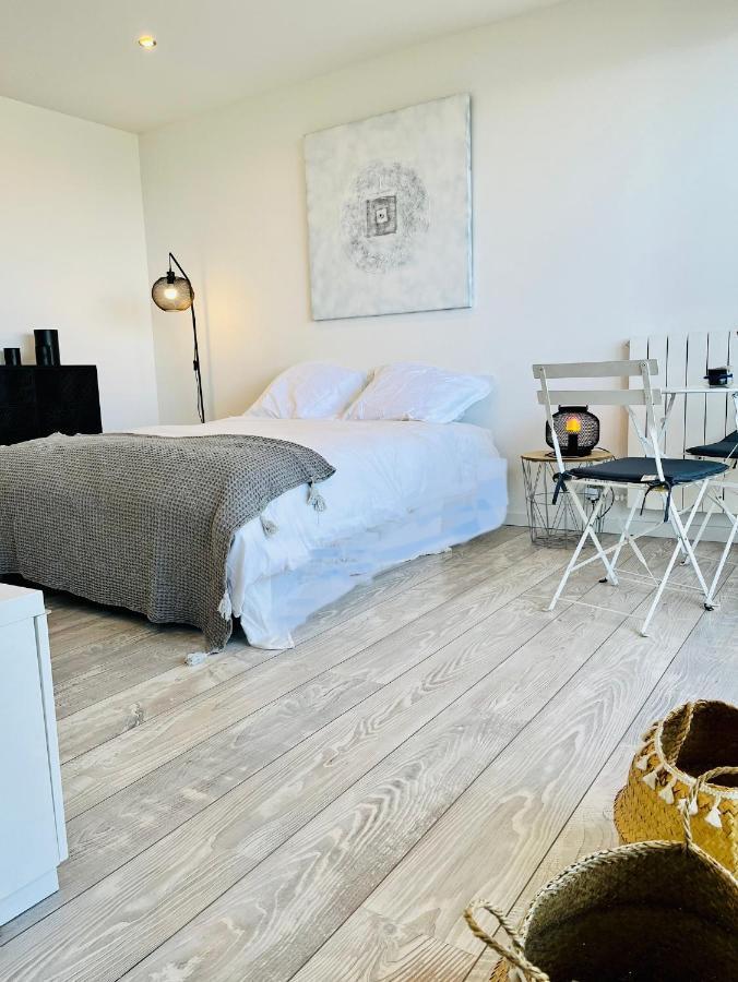 Charmant Studio Avec Terrasse Vue Mer A 50 M Sainte-Maxime Exteriér fotografie